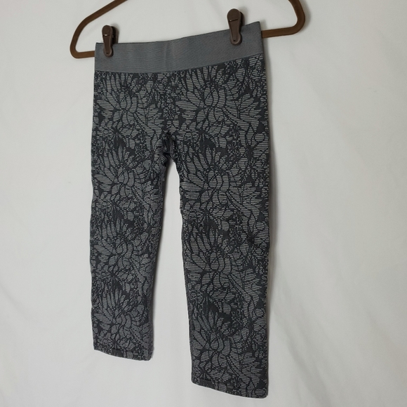 Fabletics Sebastian Seamless Tight Size XS - Picture 3 of 8